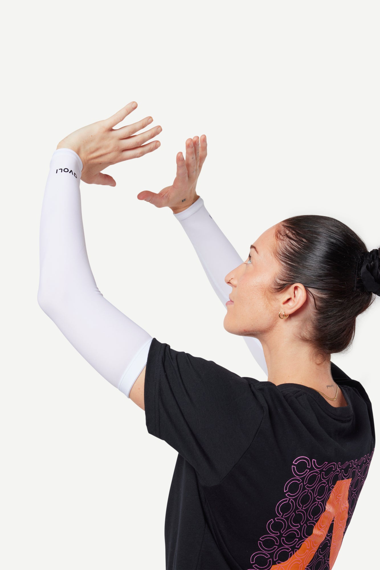 Avoli Sleeves - White