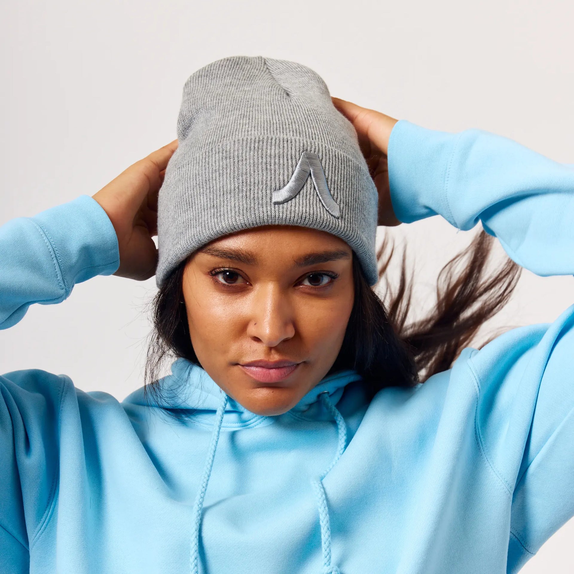 Avoli Winter Beanie - Grey with Cuff
